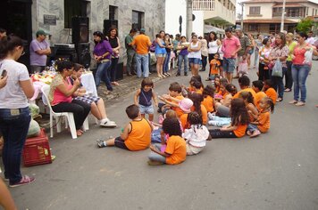 Foto - Feira na Praça